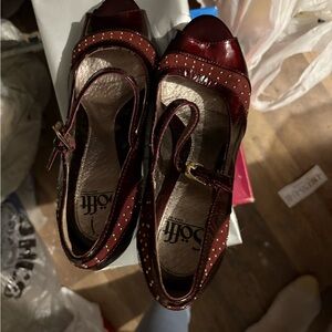 Women's Burgundy Peep Toe Heels